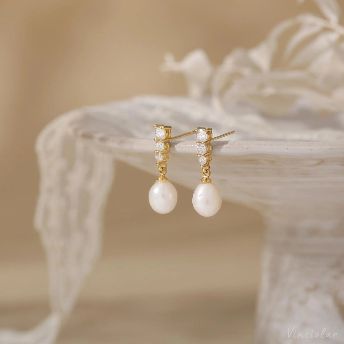 Freshwater Pearl Diamond Earrings, Elegant Pearl Earrings, Bridal Teardrop Earrings, Dainty Wedding Jewelry, Minimalist Earrings for Her