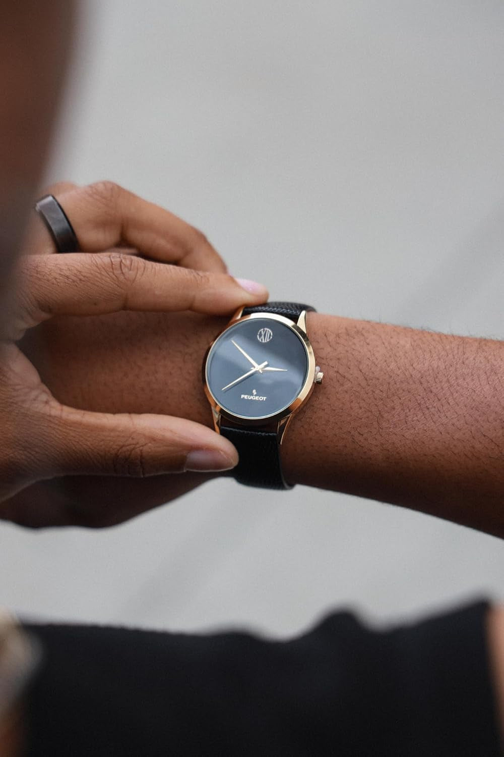 Men'S Minimalist Gold Tone Dress Watch Black Leather Strap