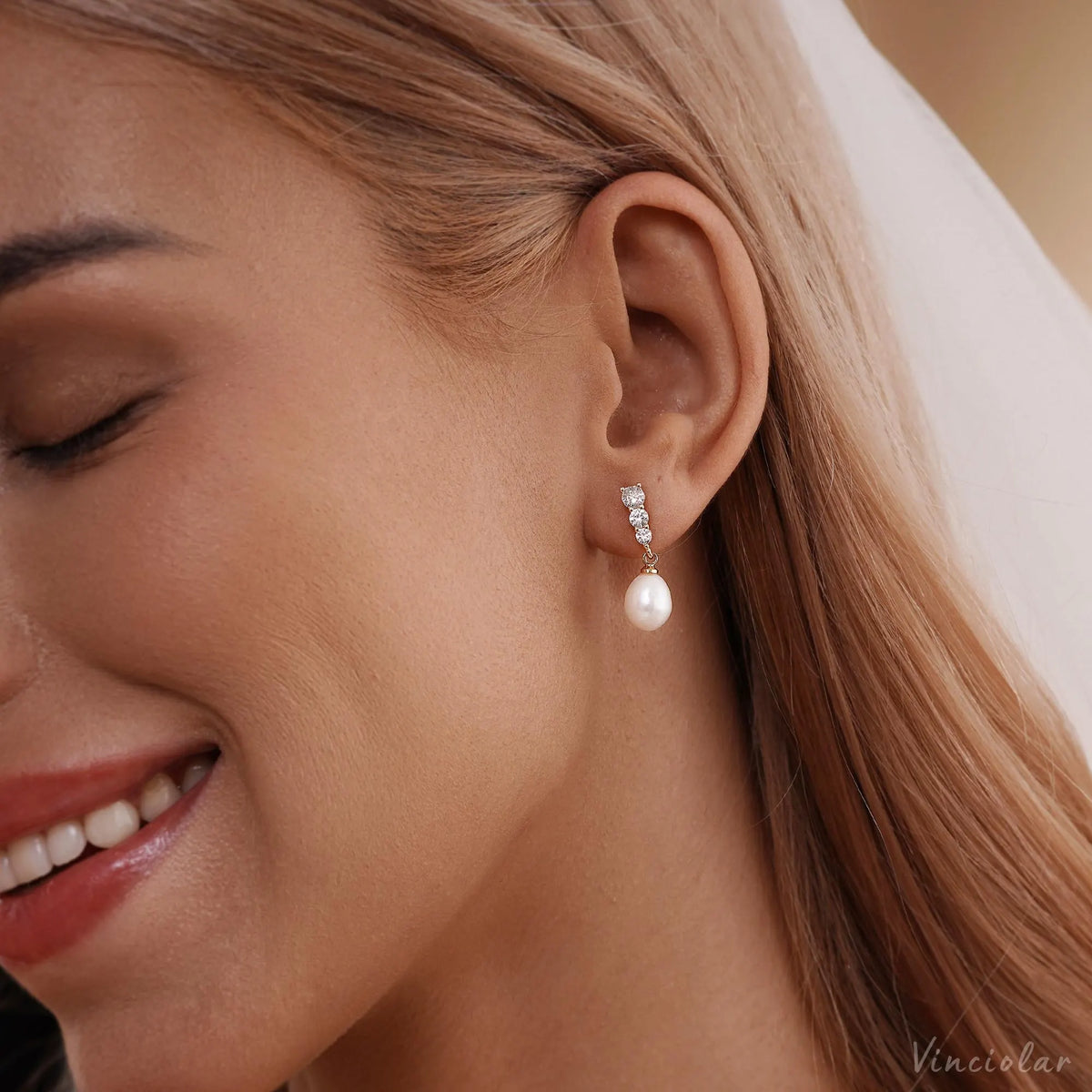 Freshwater Pearl Diamond Earrings, Elegant Pearl Earrings, Bridal Teardrop Earrings, Dainty Wedding Jewelry, Minimalist Earrings for Her