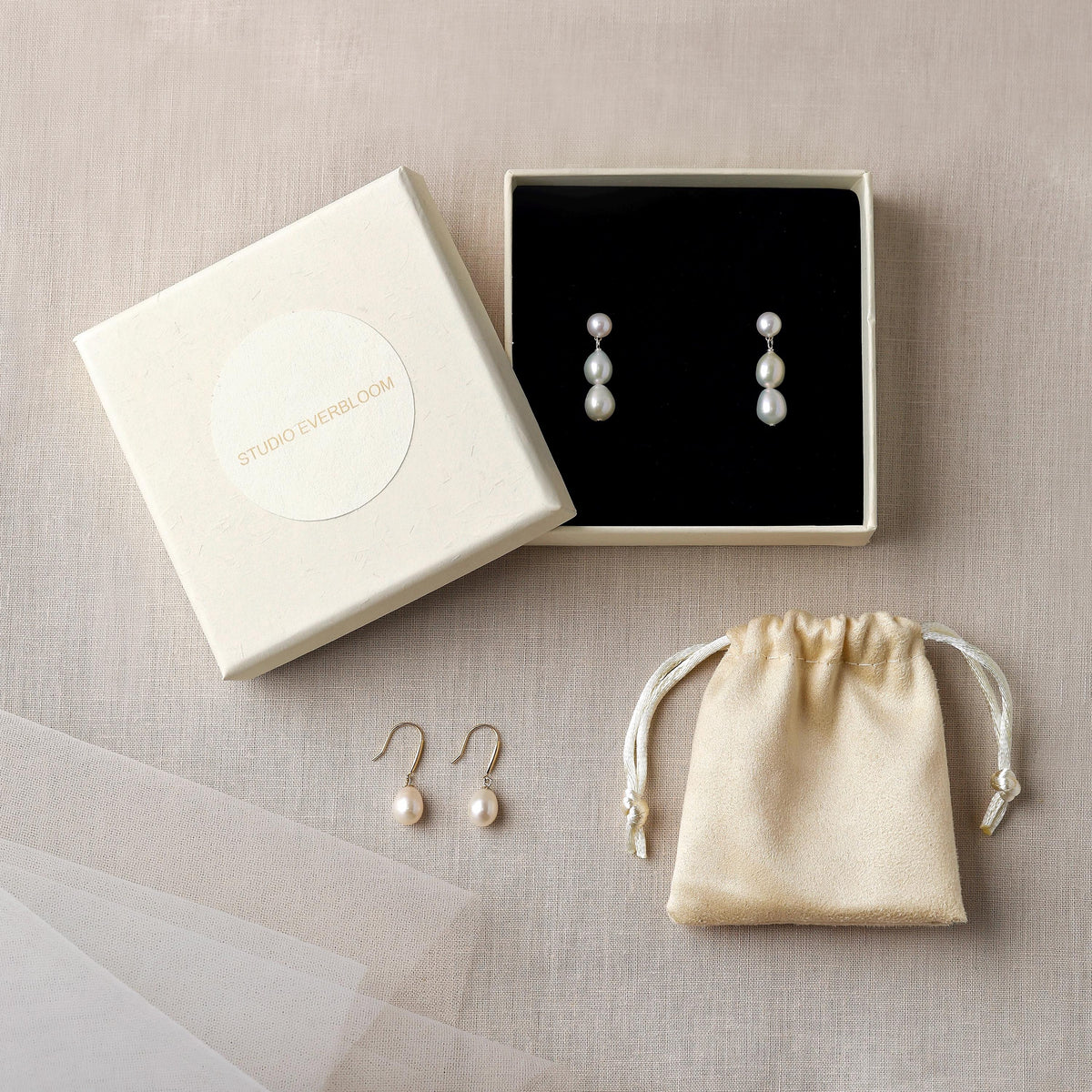 14K Solid Gold Freshwater Pearl Stud Earrings, Minimalist Aurora Luster Pearl